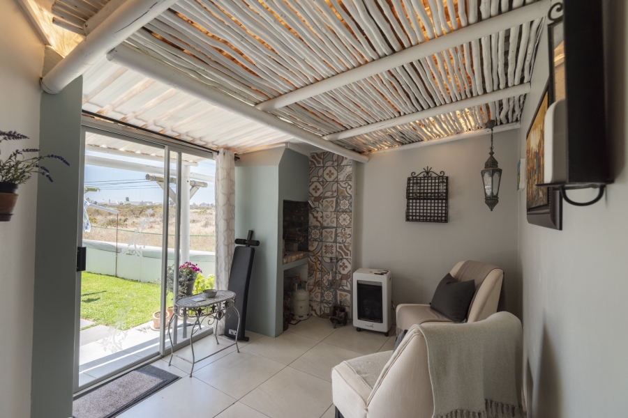 7 Bedroom Property for Sale in Jacobsbaai Western Cape